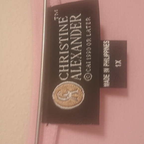 Pink V-Neck Shirt with Rabbit Design By Christina Alexander Size 1X - Picture 2 of 3